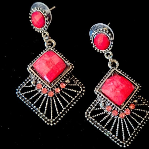 2 Pr. Pink Antique Gold Ornate Earrings, Oxidized Metal NWOT - Picture 2 of 2